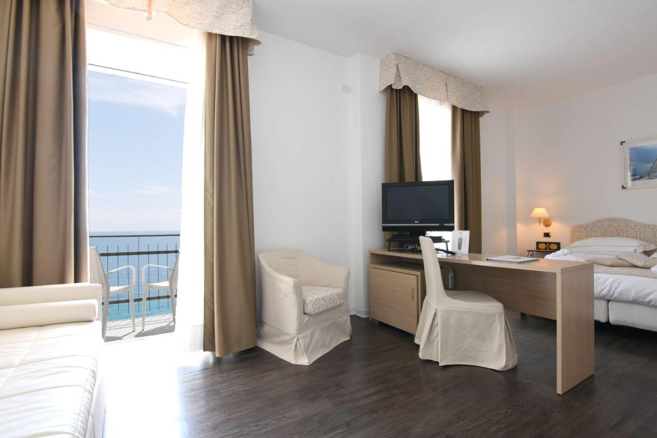 Best Western Hotel Acqua Novella Spotorno Exterior foto