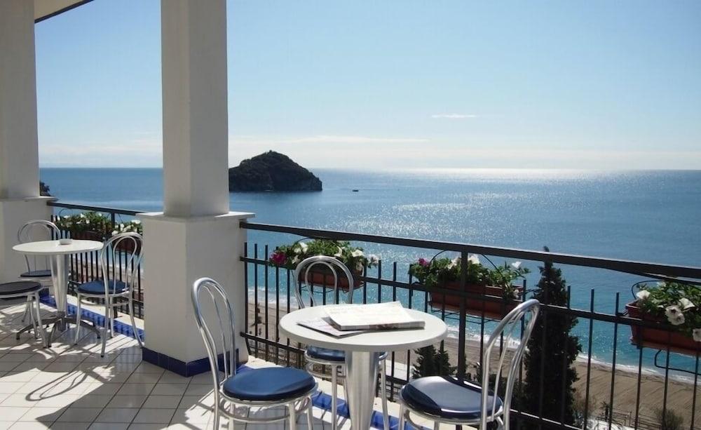 Best Western Hotel Acqua Novella Spotorno Exterior foto
