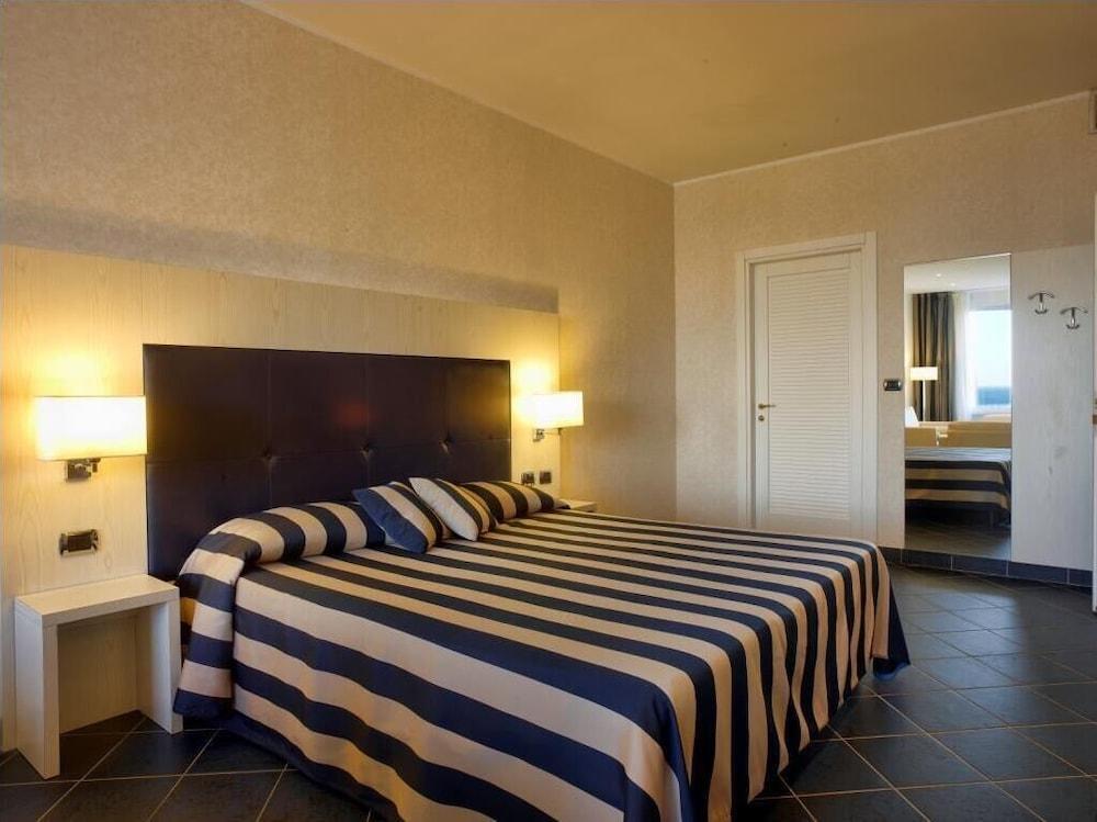 Best Western Hotel Acqua Novella Spotorno Exterior foto
